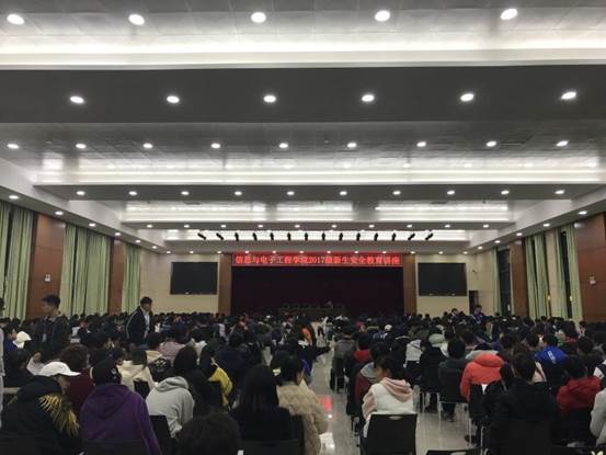 E0F93274C828BC4F111F3B6370F086D1